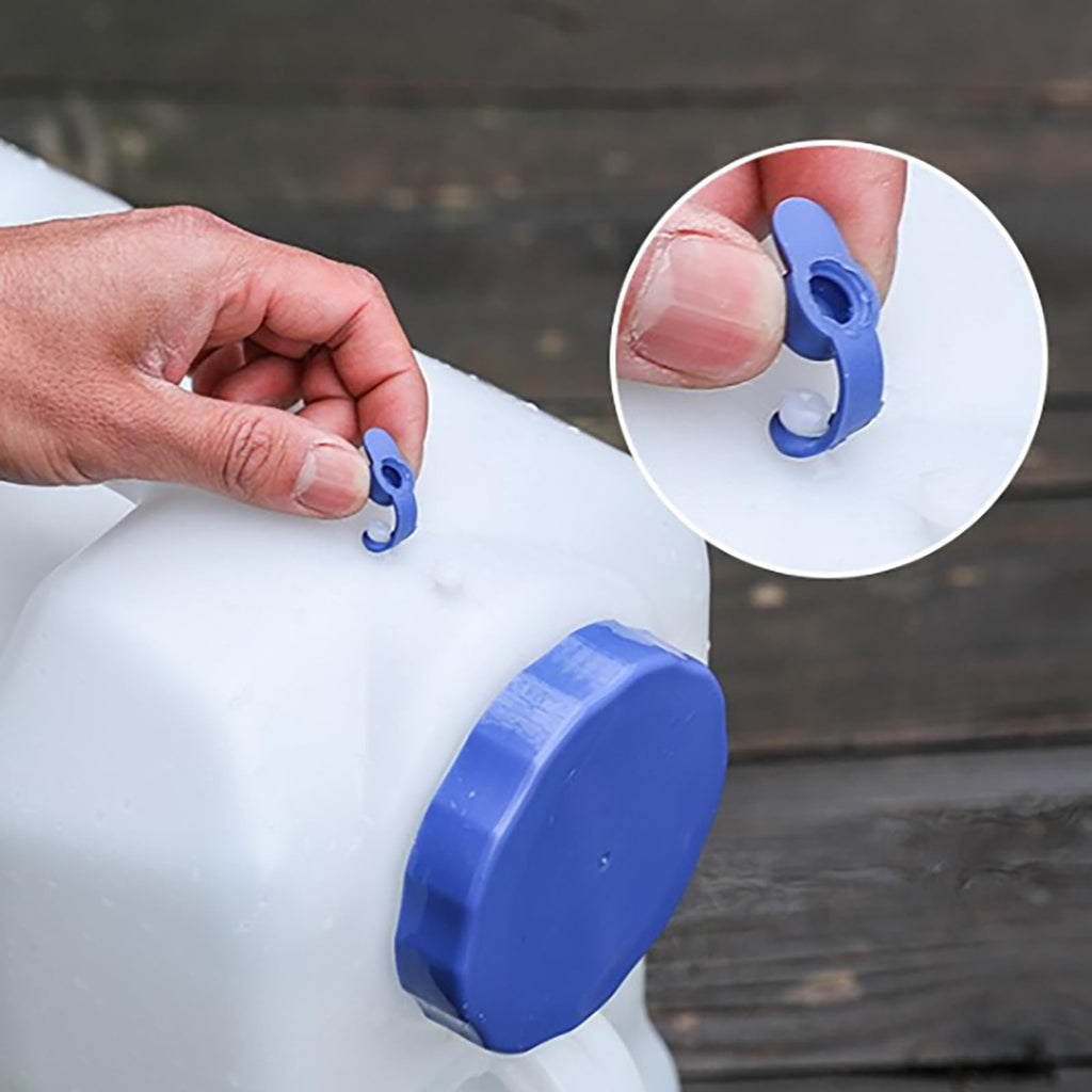 2 Gallons Clear Water Container with Spigot and Handle W775855