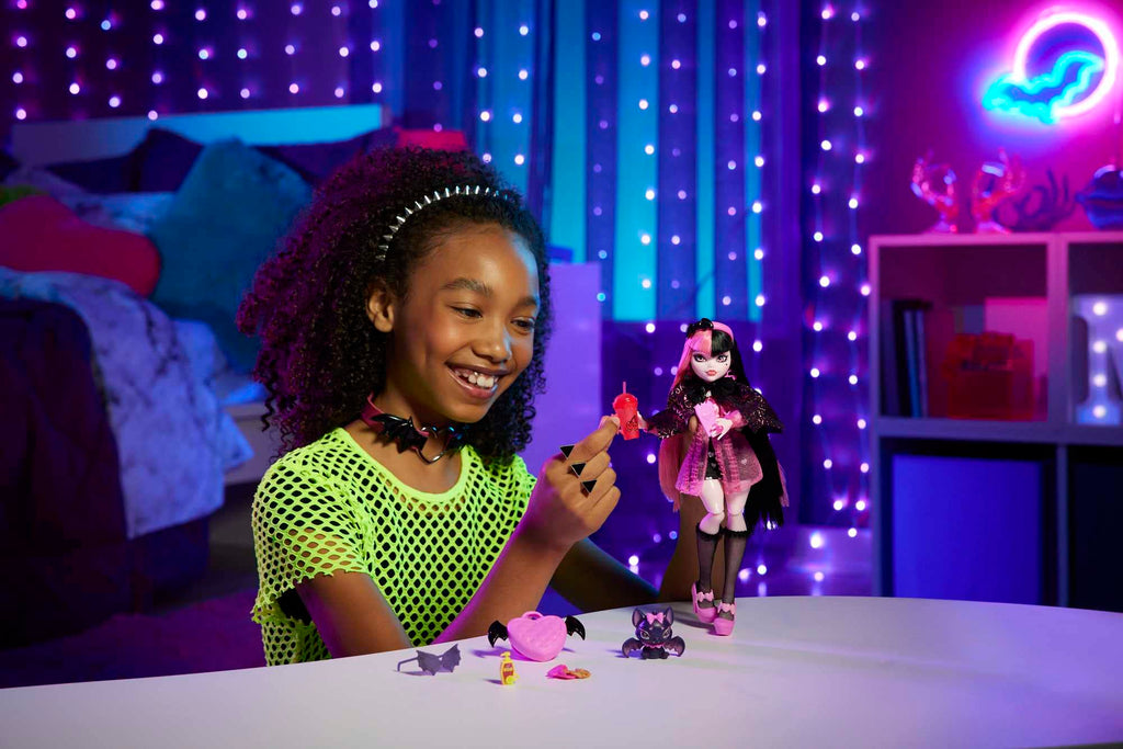 Monster High Doll with Pink & Black Hair P662