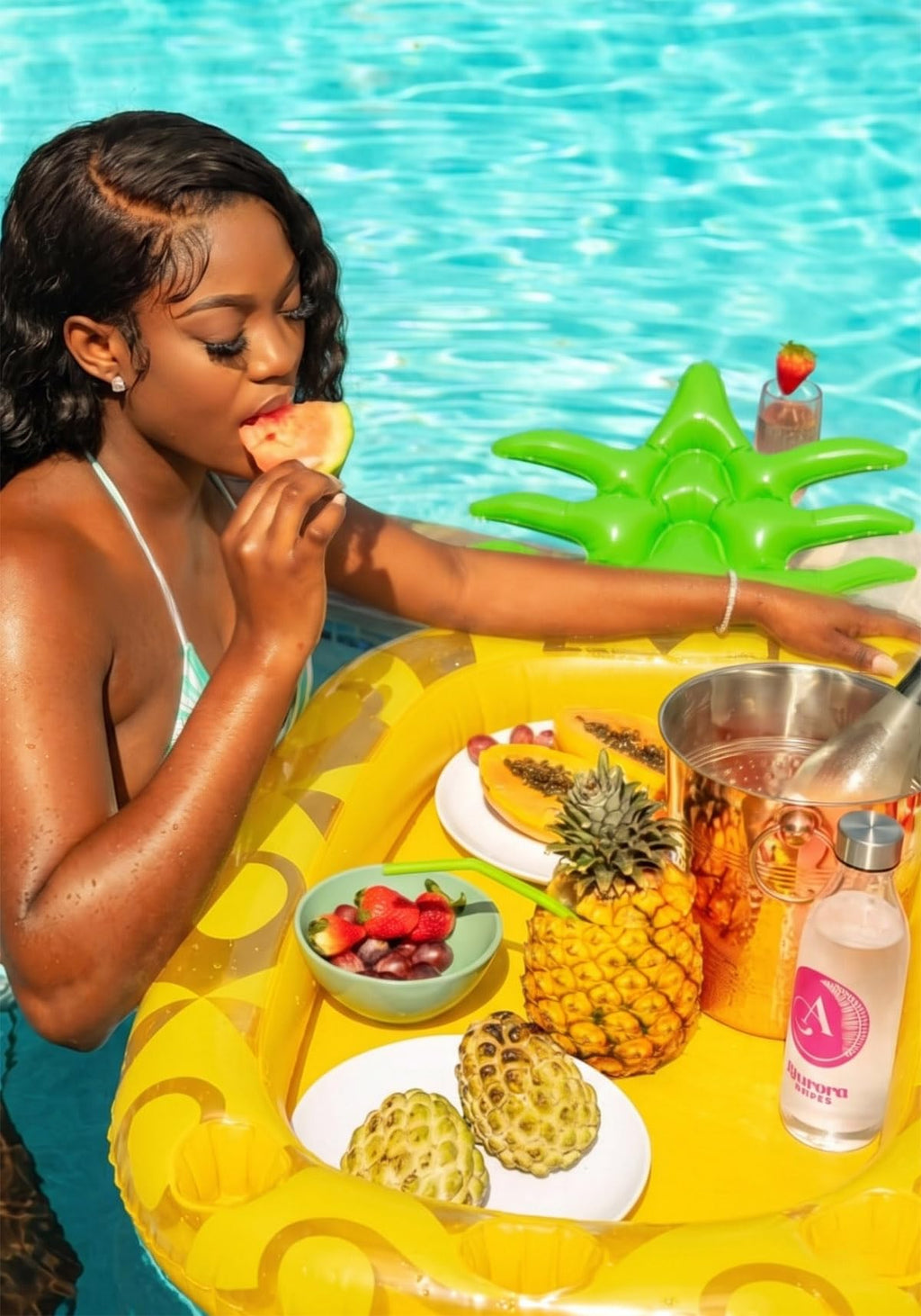 Inflatable Pineapple Drink Holder W586