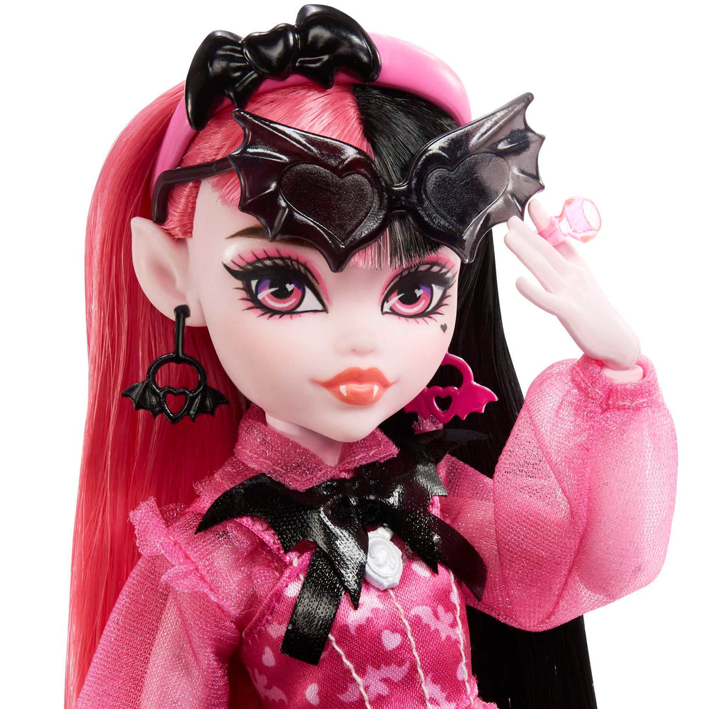 Monster High Doll with Pink & Black Hair P662